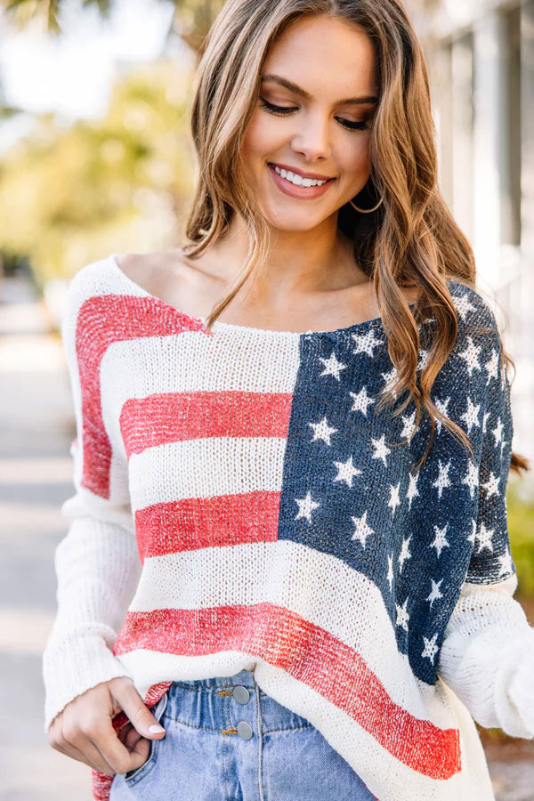 USA Flag Sweater: A Timeless Symbol of Patriotism and Style 2 USA Flag Sweater